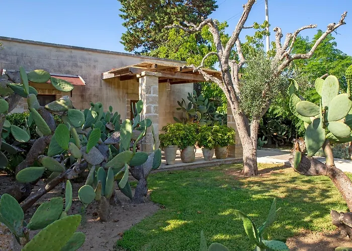 Hotel Masseria L'uliveto Agri 3*