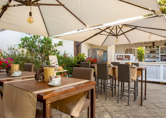 Hotel Masseria L'uliveto Agri 3*