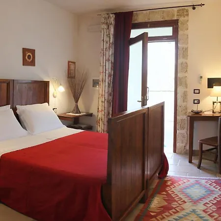 מלון Masseria L'uliveto Agri 3*