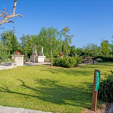 Masseria L'uliveto Agri מלון 3*