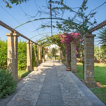 Masseria L'uliveto Agri אוטרנטו