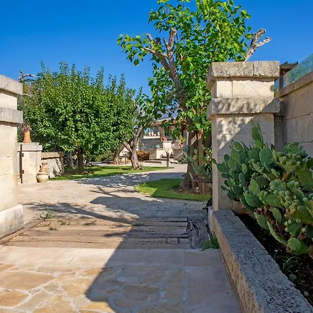 מלון Masseria L'uliveto Agri