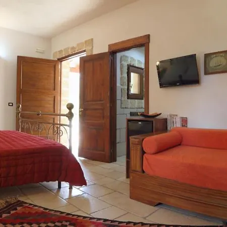 מלון Masseria L'uliveto Agri 3*