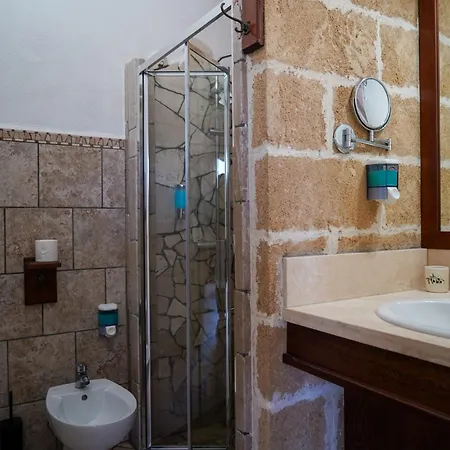 Masseria L'uliveto Agri 3* אוטרנטו