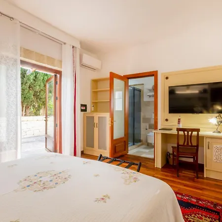 Masseria L'uliveto Agri فندق أوترانتو