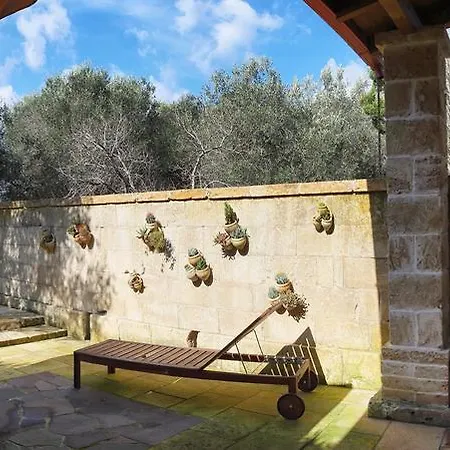 Hotel Masseria L'uliveto Agri 3*